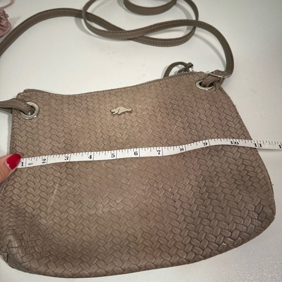 Roots genuine leather weaved crossbody - Picture 7 of 7